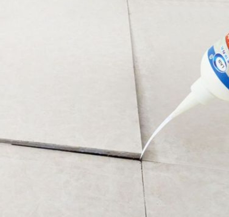 绥滨瓷砖空鼓维修公司分享卫生间瓷砖脱落的原因可能有以下几点